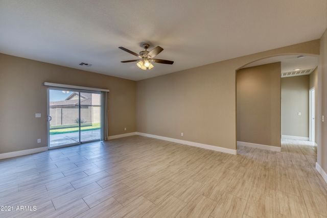 2101 S Yellow Wood -- Unit 4, Mesa, AZ 85209