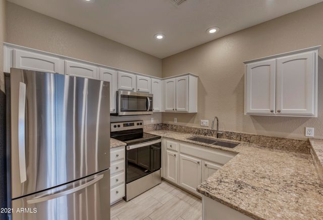 2101 S Yellow Wood -- Unit 4, Mesa, AZ 85209