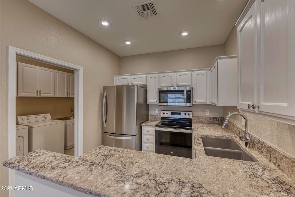 2101 S Yellow Wood -- Unit 4, Mesa, AZ 85209