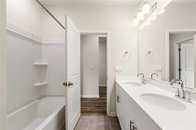 423 Murphy Avenue, Canton, GA 30114