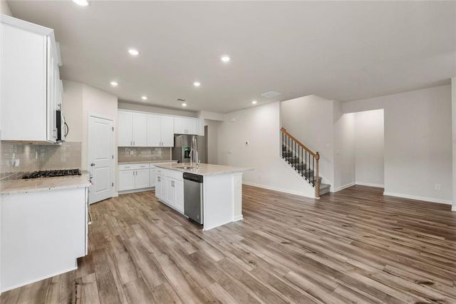 423 Murphy Avenue, Canton, GA 30114