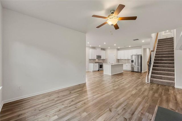 423 Murphy Avenue, Canton, GA 30114