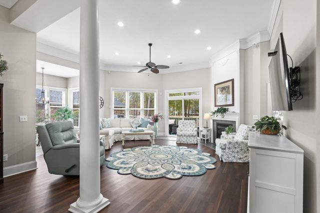 921 Tidewater Dr., North Myrtle Beach, SC 29582