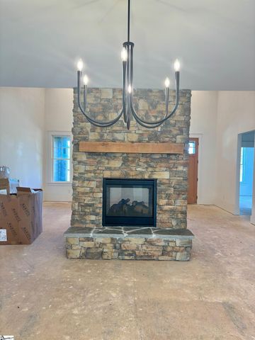 3004 English Cottage Way, Boiling Springs, SC 29316