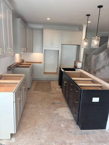 3004 English Cottage Way, Boiling Springs, SC 29316