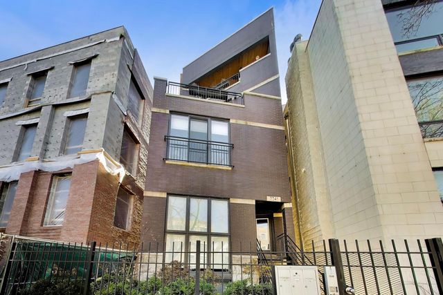 2241 W Roscoe Street 3, Chicago, IL 60618