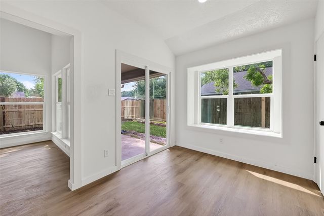 2903 Silent Drive, Sugar Land, TX 77498