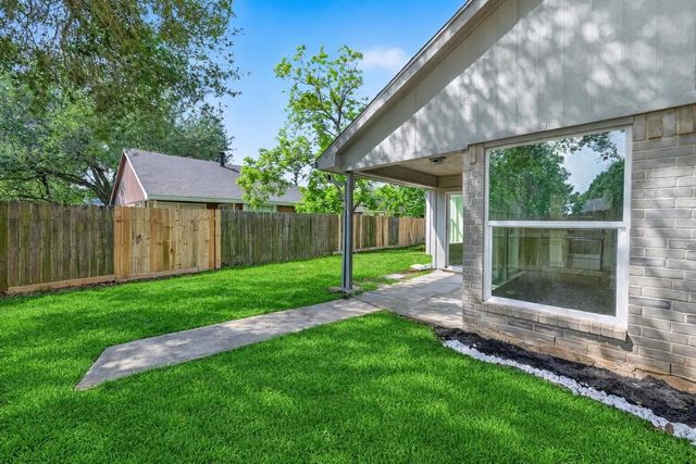 2903 Silent Drive, Sugar Land, TX 77498