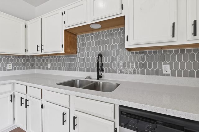 2903 Silent Drive, Sugar Land, TX 77498