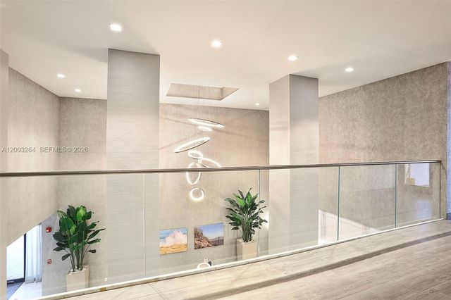 2301 S Ocean Drive 1705, Hollywood, FL 33019