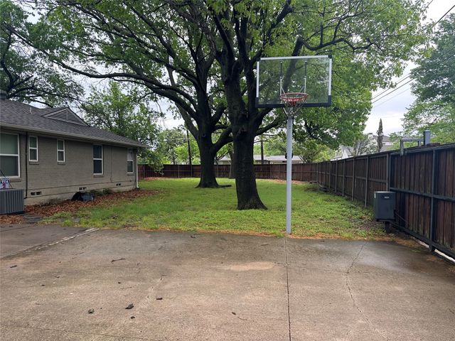 6474 Walnut Hill Lane, Dallas, TX 75230