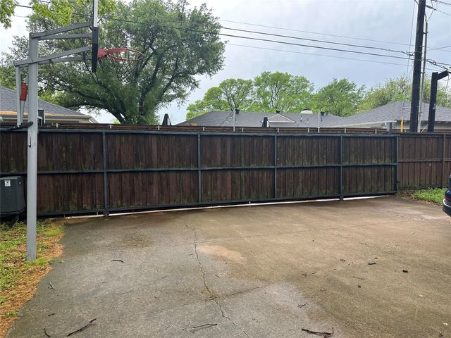 6474 Walnut Hill Lane, Dallas, TX 75230