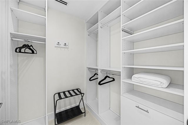 455 Palermo CIR, Fort Myers Beach, FL 33931