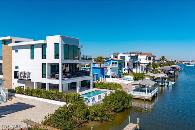 455 Palermo CIR, Fort Myers Beach, FL 33931