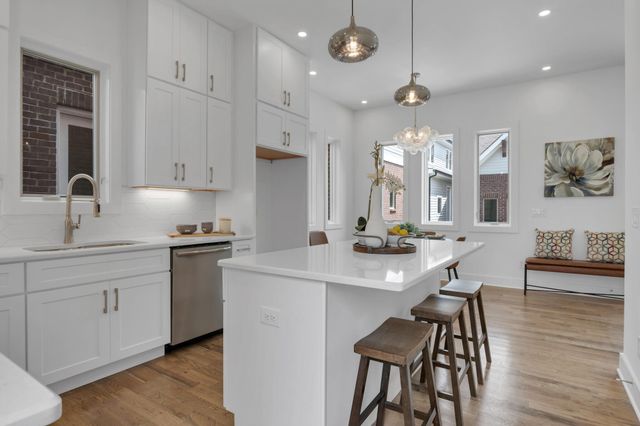 1711 5th Ave N Unit 4, Nashville, TN 37208