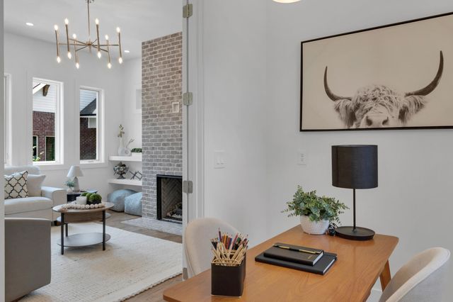 1711 5th Ave N Unit 4, Nashville, TN 37208