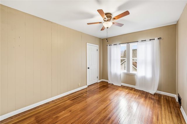 124 Wengler Ave, Sharon, PA 16146