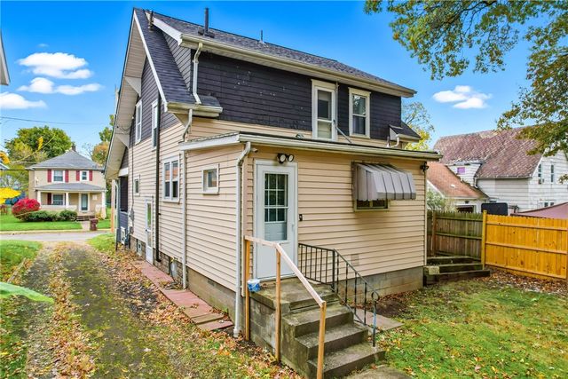 124 Wengler Ave, Sharon, PA 16146