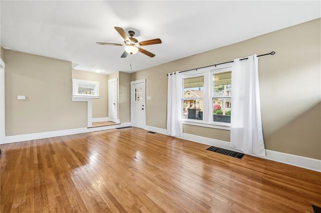 124 Wengler Ave, Sharon, PA 16146