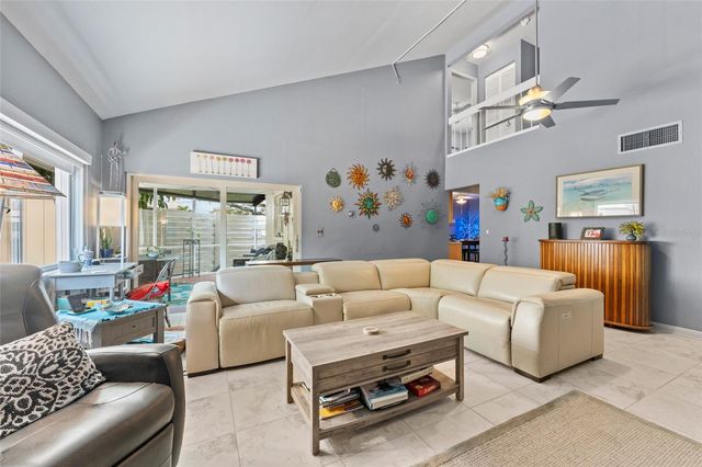 2647 CEDAR VIEW COURT, Clearwater, FL 33761