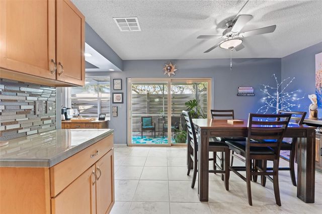 2647 CEDAR VIEW COURT, Clearwater, FL 33761