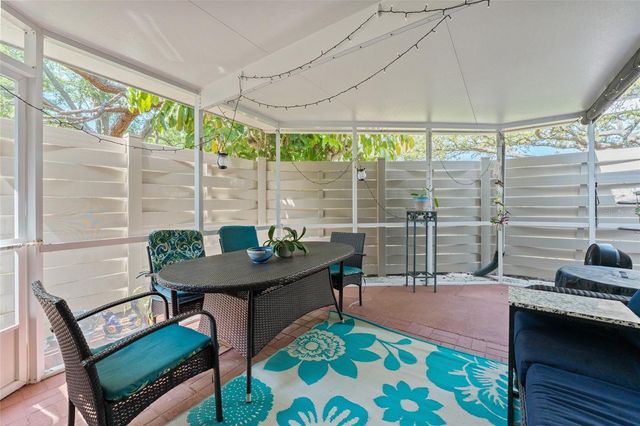 2647 CEDAR VIEW COURT, Clearwater, FL 33761