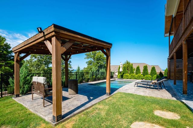 16200 Vista Del Rio, North Little Rock, AR 72113