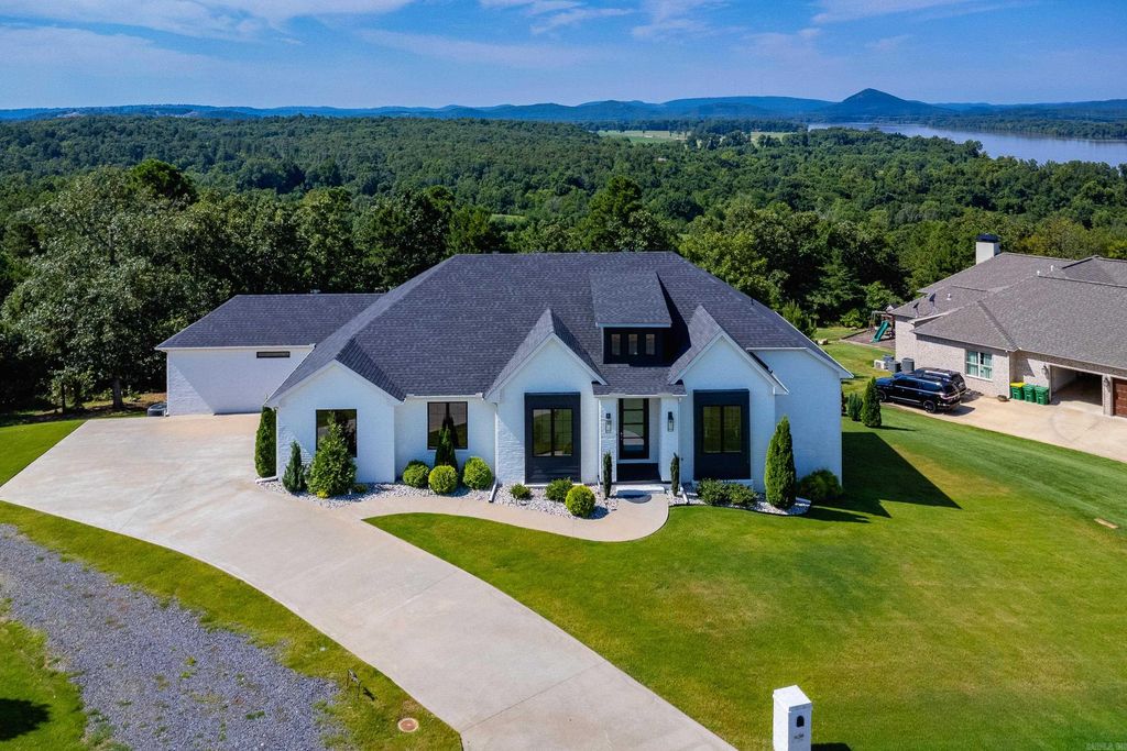 16200 Vista Del Rio, North Little Rock, AR 72113