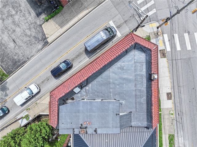 2361 Brownsville Rd, Carrick, PA 15210