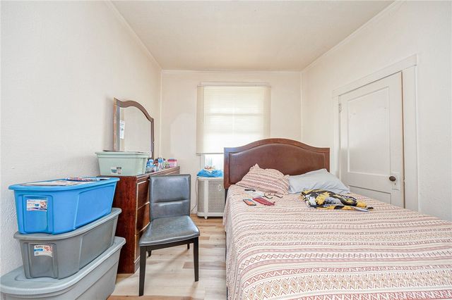2361 Brownsville Rd, Carrick, PA 15210