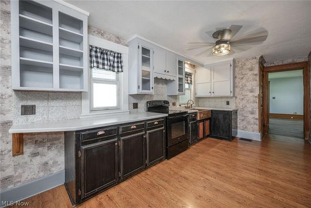 246 Lawrence Street, Ravenna, OH 44266