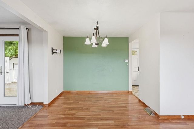 2312 W Rosewood Ave, Spokane, WA 99208