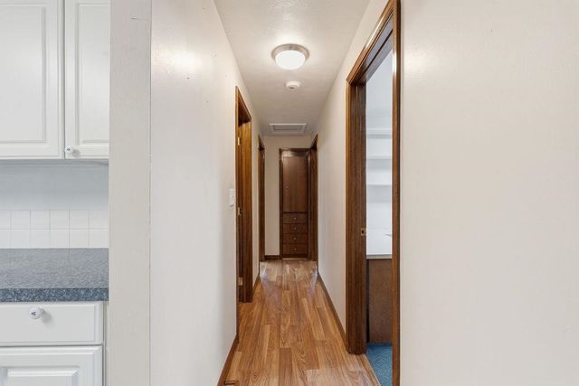 2312 W Rosewood Ave, Spokane, WA 99208