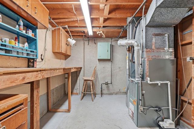 2312 W Rosewood Ave, Spokane, WA 99208