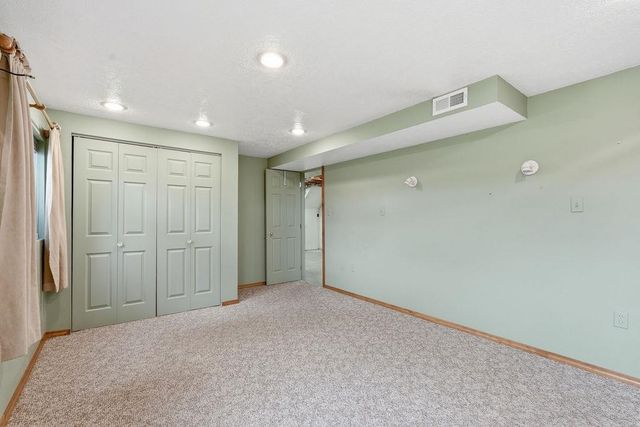 2312 W Rosewood Ave, Spokane, WA 99208