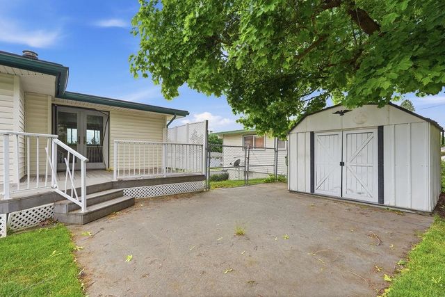 2312 W Rosewood Ave, Spokane, WA 99208
