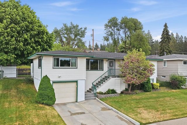 2312 W Rosewood Ave, Spokane, WA 99208