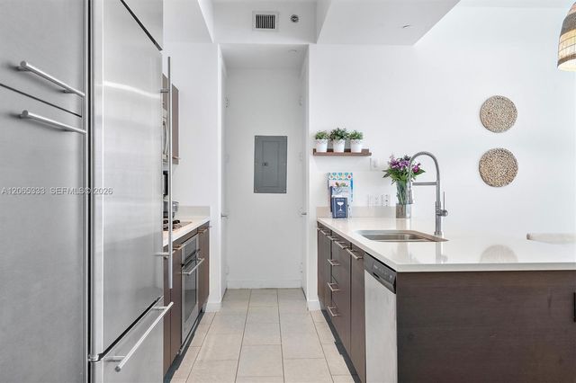 55 SE 6th Street 4305, Miami, FL 33131