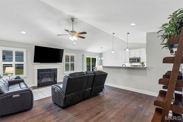 2169 Windswept Farms Drive, Eureka, MO 63025