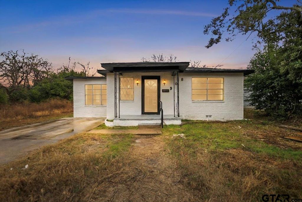 908 S Crosby, Tyler, TX 75701