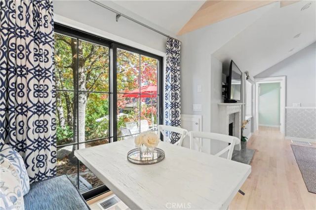 27625 High Knoll Road, Lake Arrowhead, CA 92352