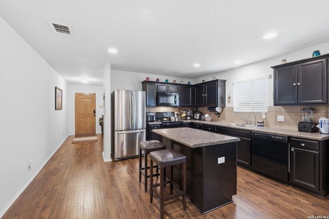 9723 Harbor Mist, Converse, TX 78109