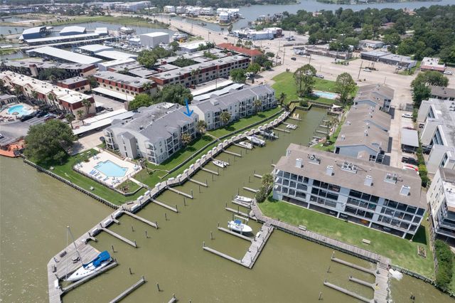 306 Nasa Road 1 306, Seabrook, TX 77586