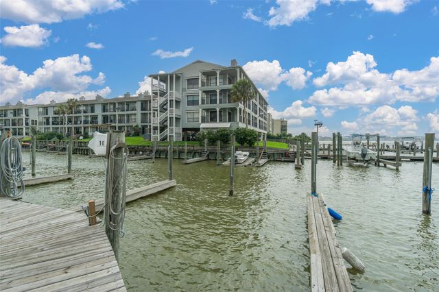 306 Nasa Road 1 306, Seabrook, TX 77586