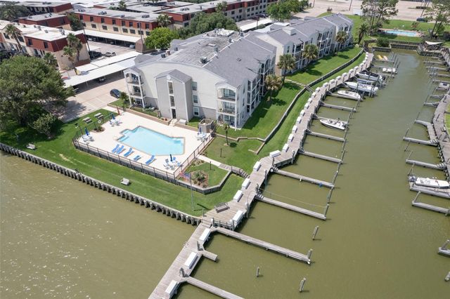 306 Nasa Road 1 306, Seabrook, TX 77586