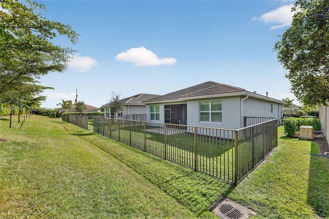 16699 SW Osprey Falls Way, Port St. Lucie, FL 34987