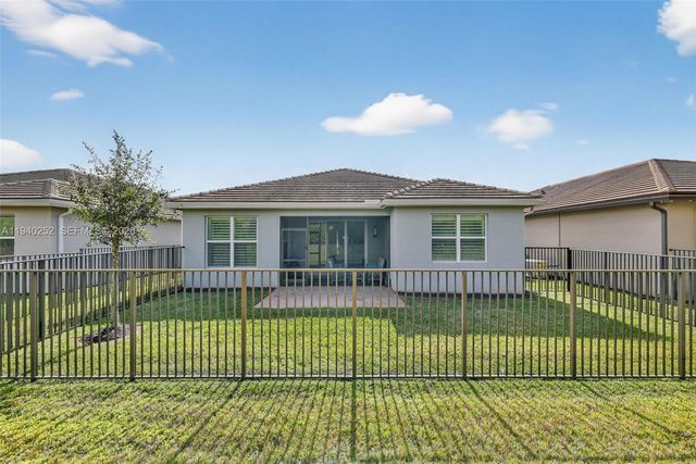 16699 SW Osprey Falls Way, Port St. Lucie, FL 34987