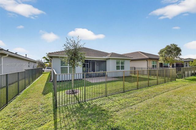 16699 SW Osprey Falls Way, Port St. Lucie, FL 34987