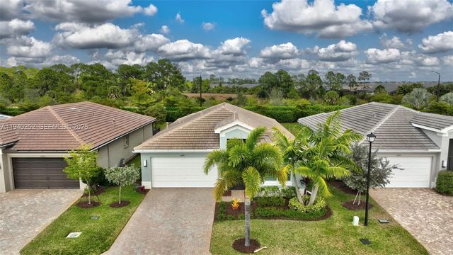 16699 SW Osprey Falls Way, Port St. Lucie, FL 34987