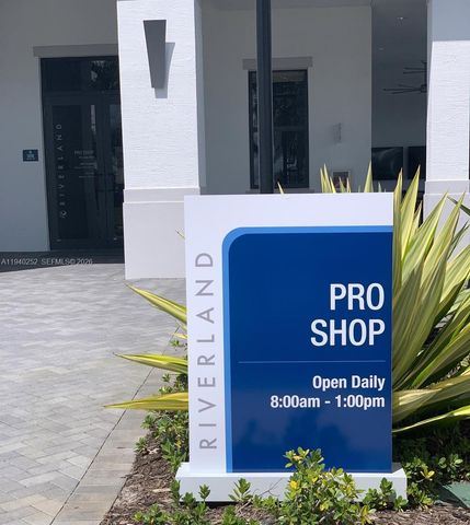 16699 SW Osprey Falls Way, Port St. Lucie, FL 34987